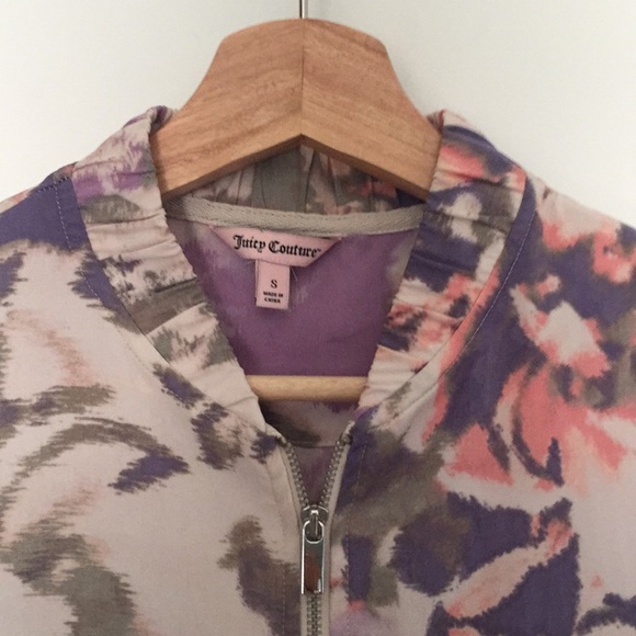 Pastel Floral Lightweight Jacket - Picture 3 of 3